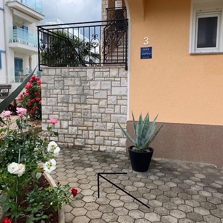 Apartments Kivi Novigrad Istria Eksteriør bilde