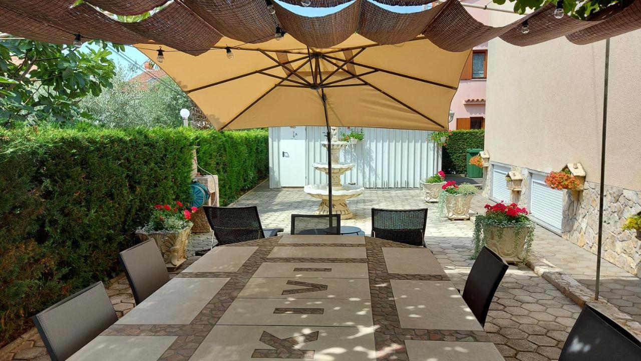 Apartments Kivi Novigrad Istria Eksteriør bilde