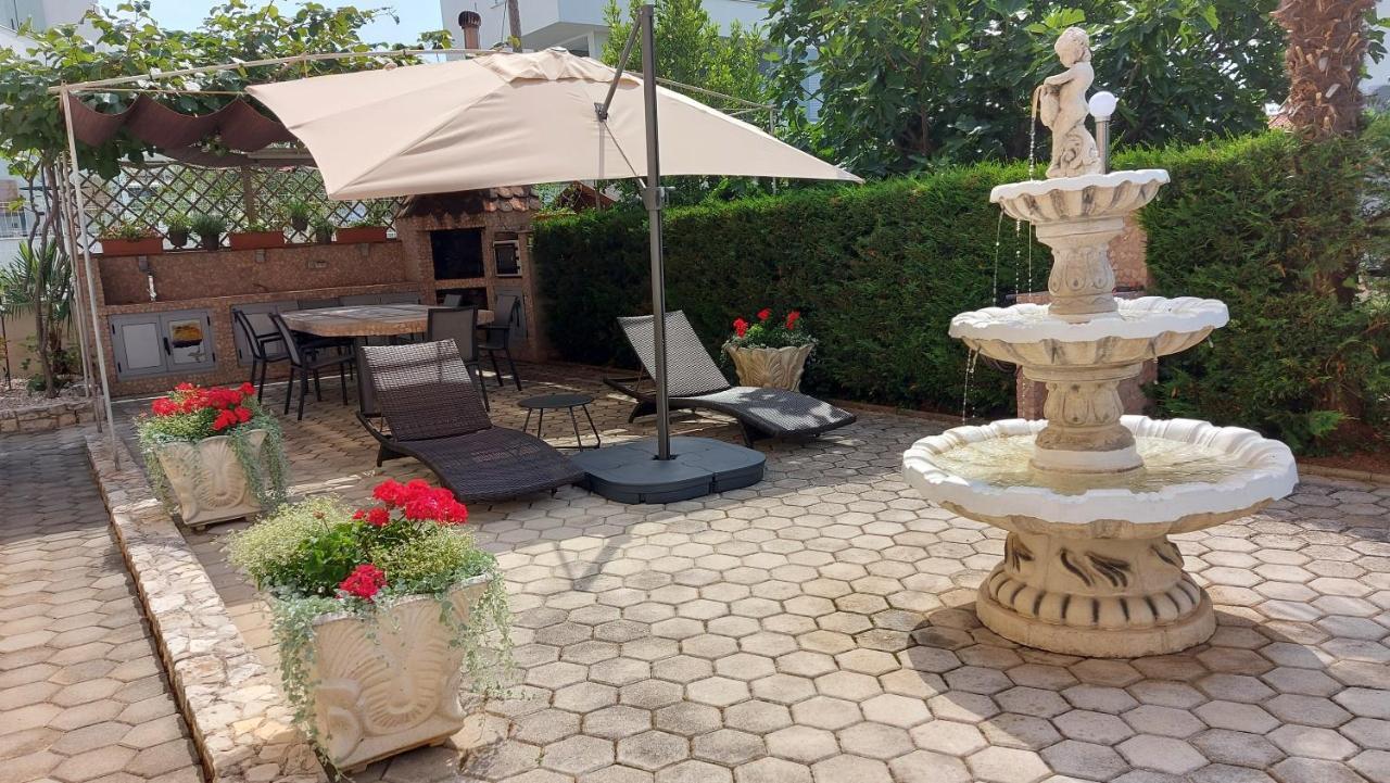 Apartments Kivi Novigrad Istria Eksteriør bilde