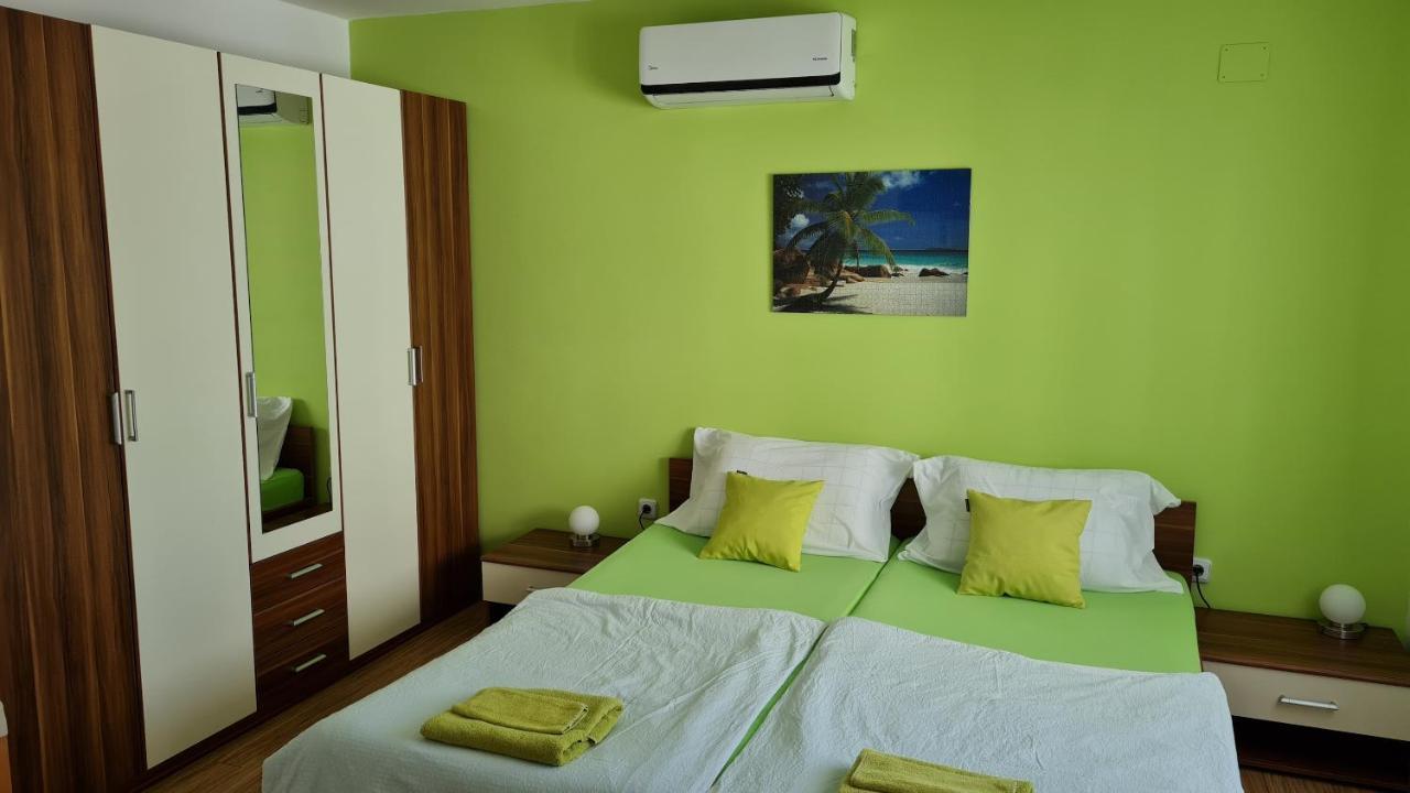 Apartments Kivi Novigrad Istria Rom bilde