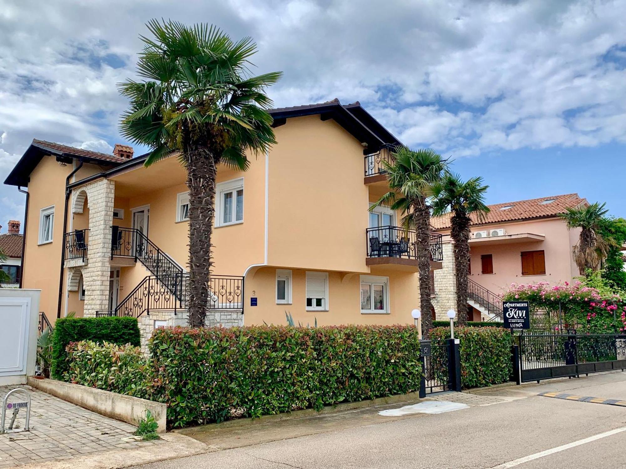Apartments Kivi Novigrad Istria Eksteriør bilde