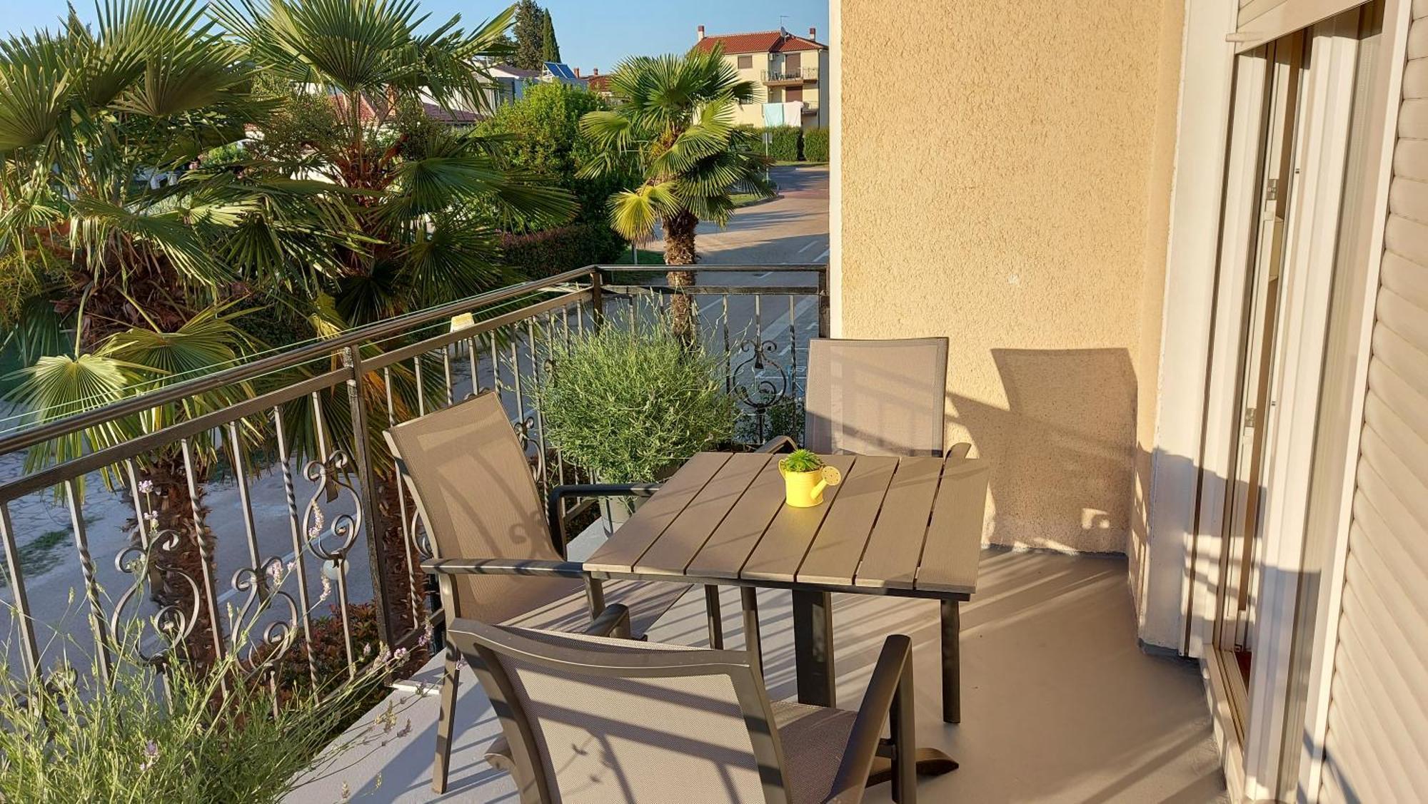Apartments Kivi Novigrad Istria Eksteriør bilde