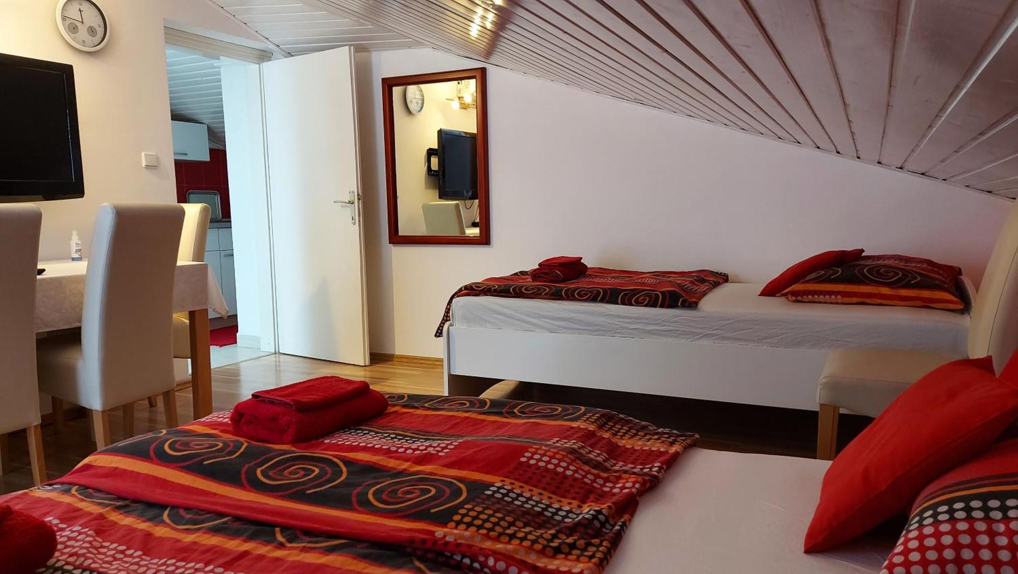 Apartments Kivi Novigrad Istria Eksteriør bilde