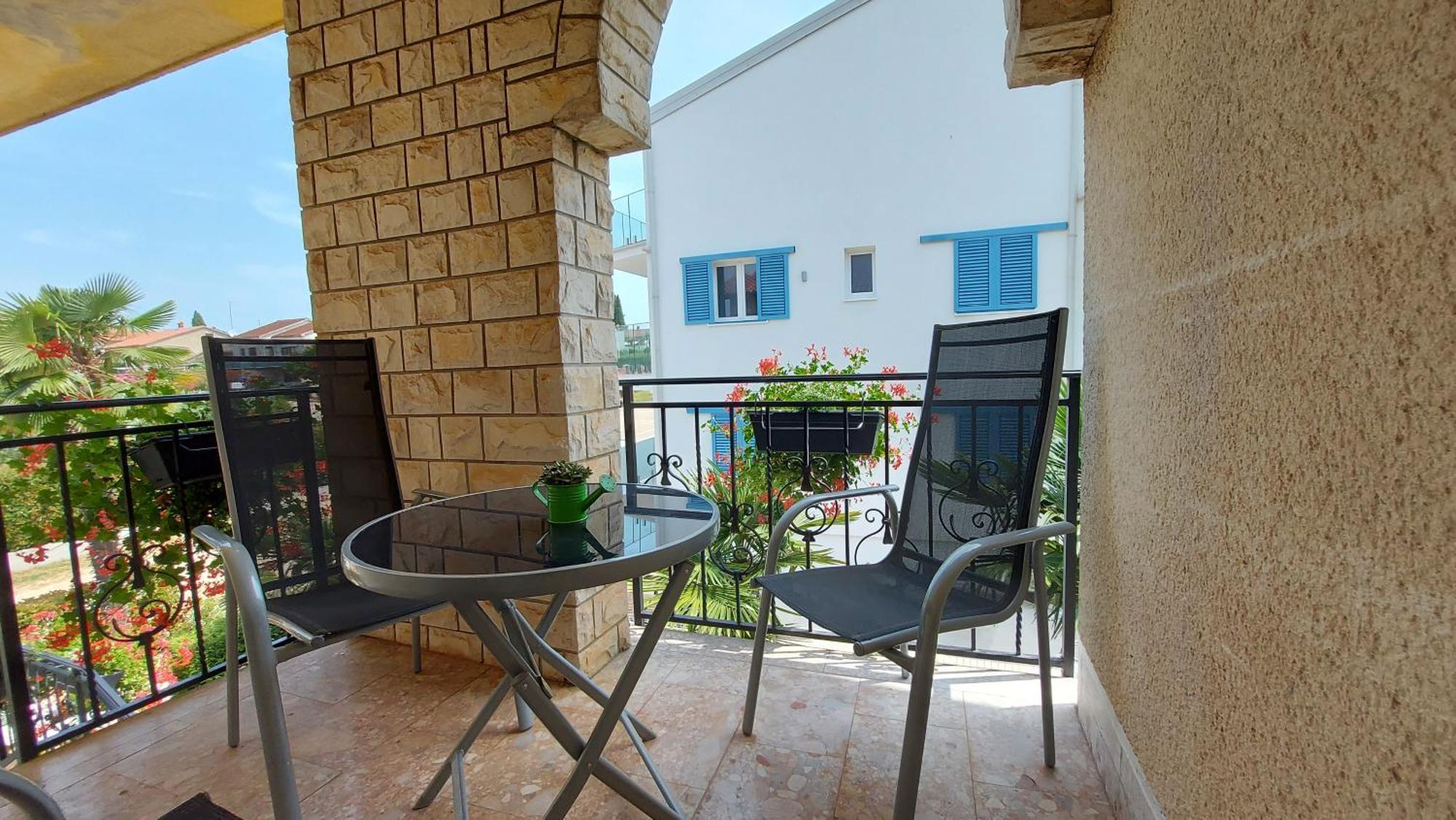Apartments Kivi Novigrad Istria Eksteriør bilde